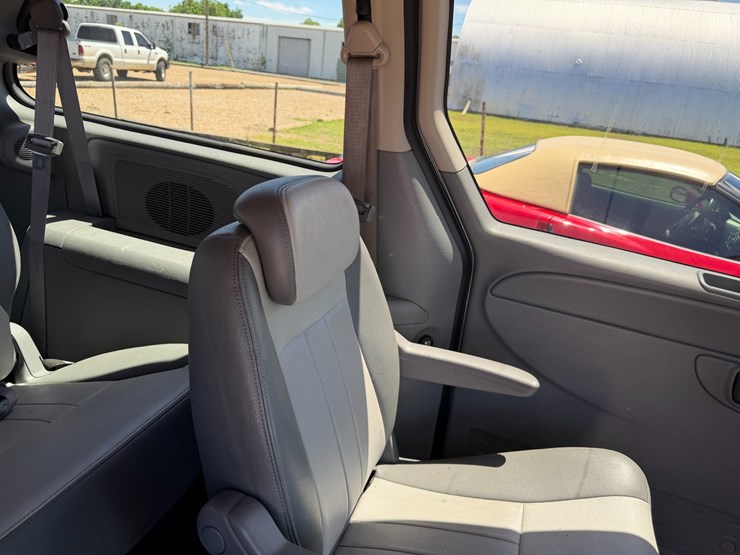 2007-dodge-grand-caravan-image-71