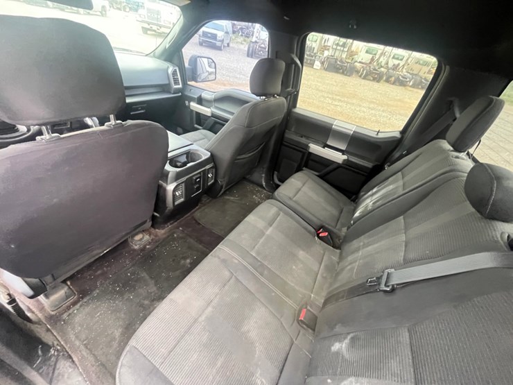 2016-ford-f150-image-18