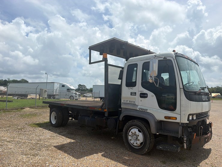 1997-gmc-t6500-image-2