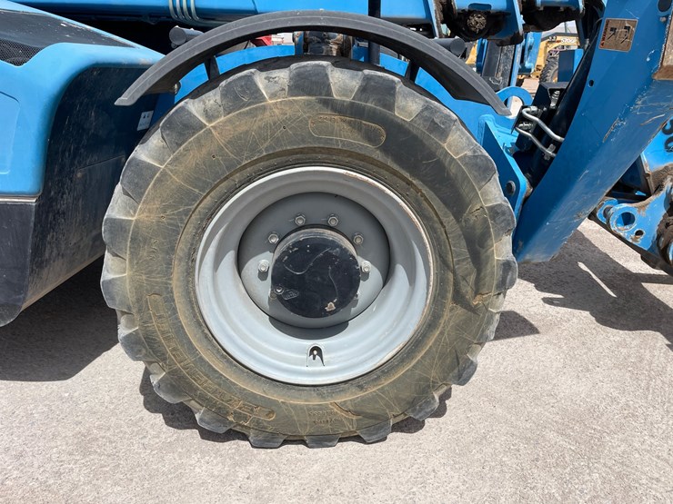 2019-genie-gth1256-image-15