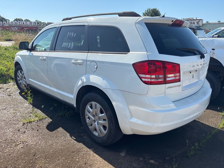 2016-dodge-journey-image-6