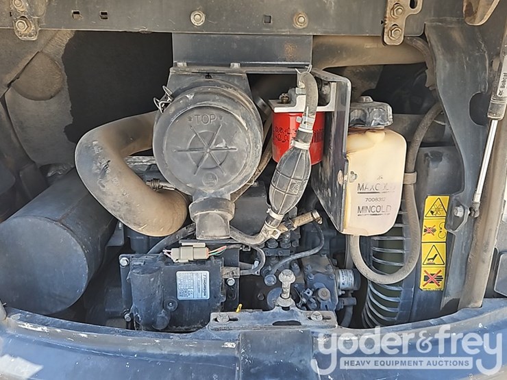 2019-bobcat-e32-image-30