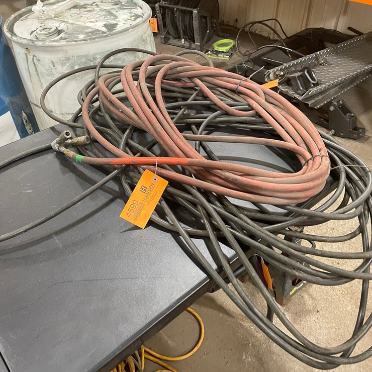 #4599 • (2) Air Hoses