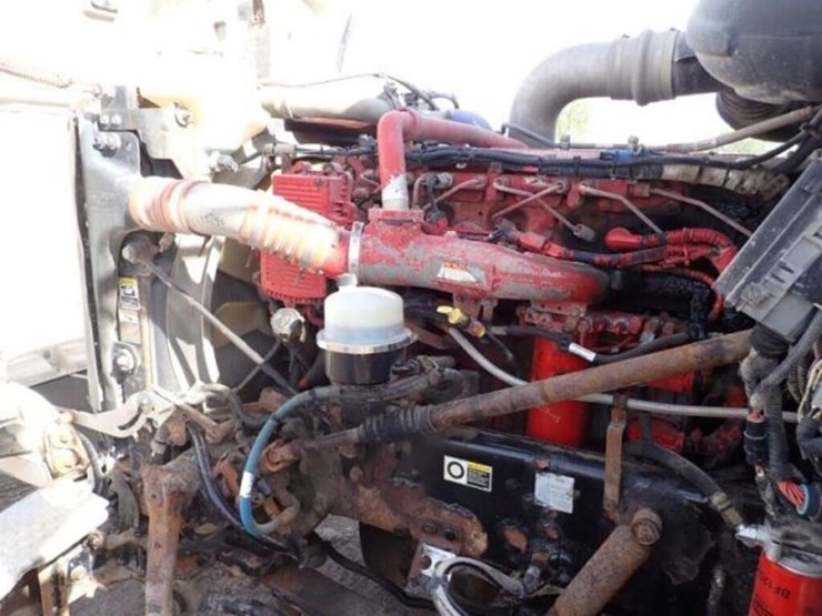 2013-peterbilt-367-image-30