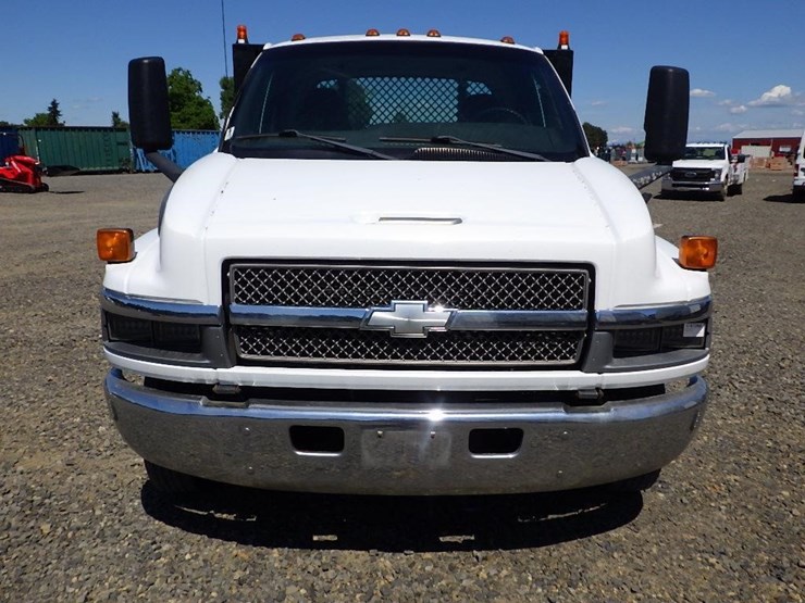 2003-chevrolet-kodiak-c4500-image-2