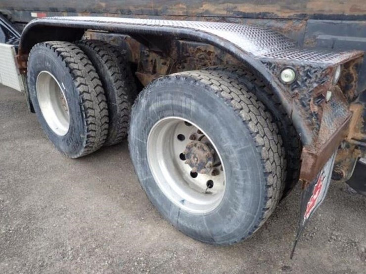 2004-mack-cv713-granite-t/a-rolloff-truck-1m2ag10c-image-53