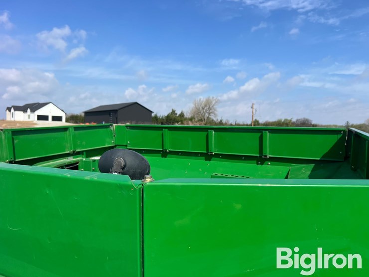 2012-john-deere-s550-image-13