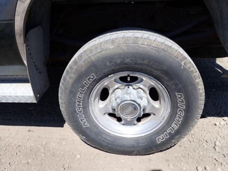 2002-ford-f350-image-42