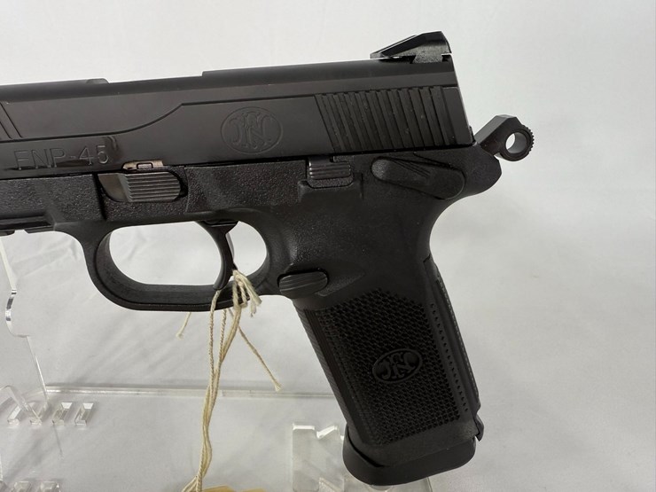 #16-•-fnh-fwp-45-45acp-pistol-61dmp10518-image-11