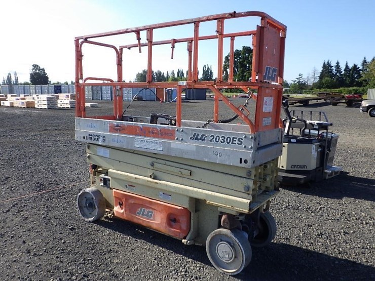2006-jlg-2030es-image-7