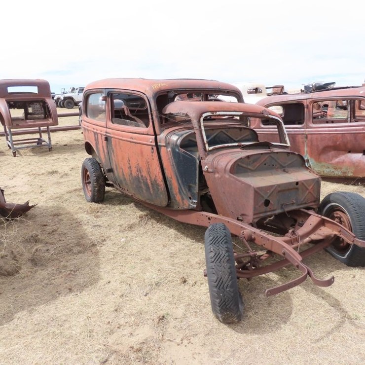 1934 Ford 2dr Sedans for Project, Rod or Parts