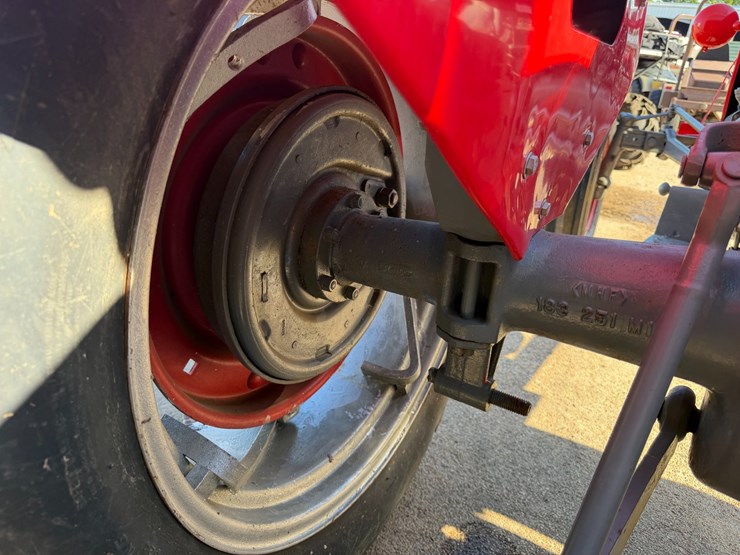 massey-ferguson-to35-image-12