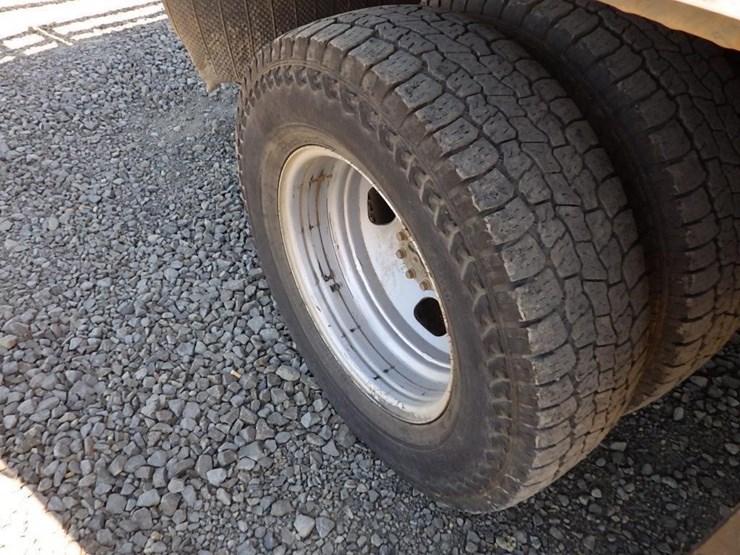 2014-ford-f350-image-21