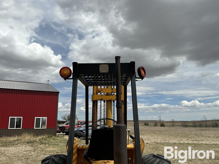 john-deere-380-image-11