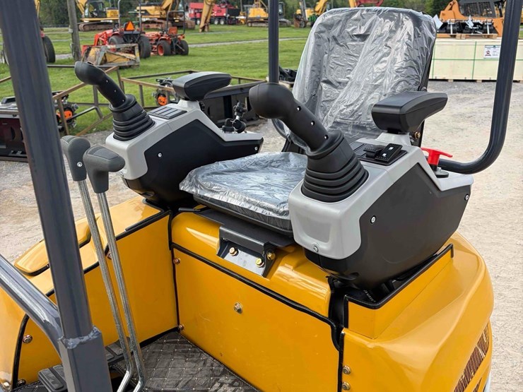 unused-me20-mini-excavator-canopy-image-6