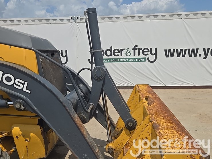 2020-deere-310sl-image-20