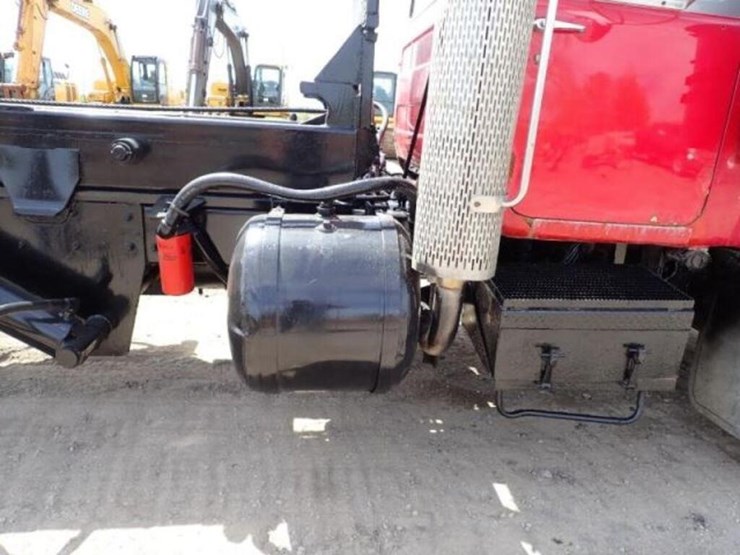 1993-mack-rd690s-image-63