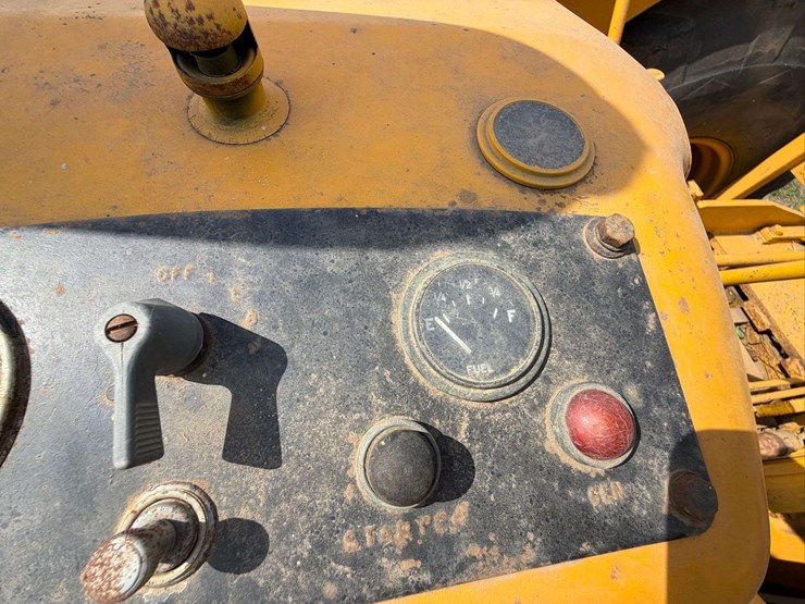 john-deere-840-image-33