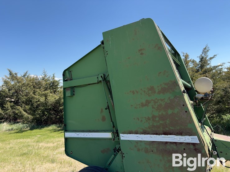john-deere-530-image-13
