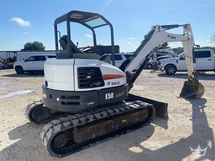 2019-bobcat-e50-image-3