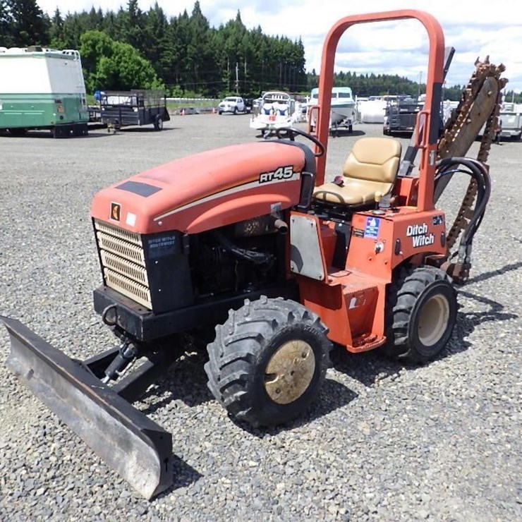 2011 DITCH WITCH RT45