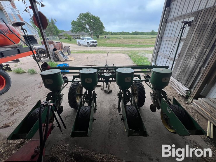john-deere-model-a-image-6