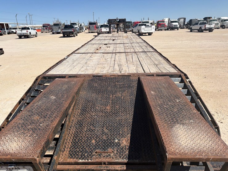 2006-dct-35+5-t/a-gooseneck-image-5