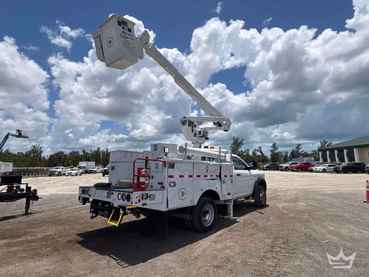 2021-ram-5500-chassis-4x4-altec-at37g-37ft.-bucket-truck-image-5