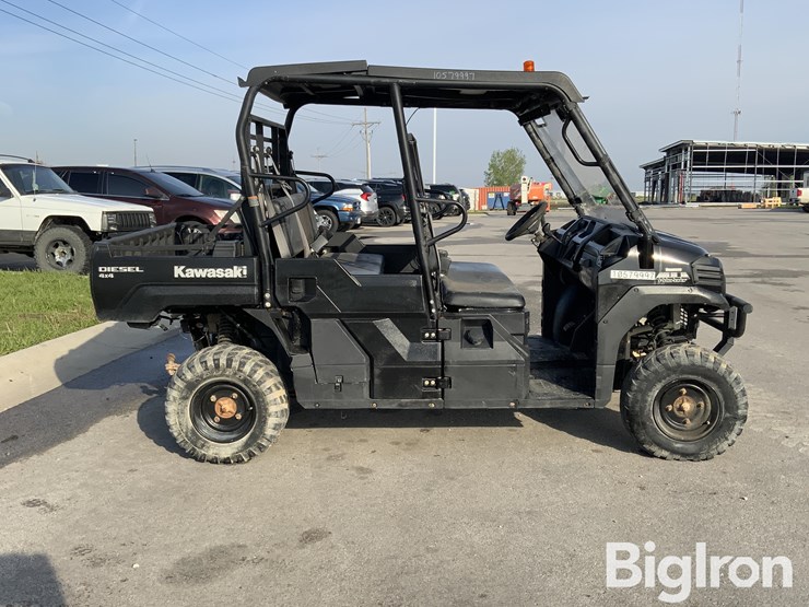 2022-massey-ferguson-730-image-4