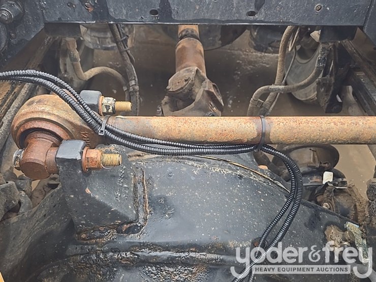 2007-peterbilt-379-image-27