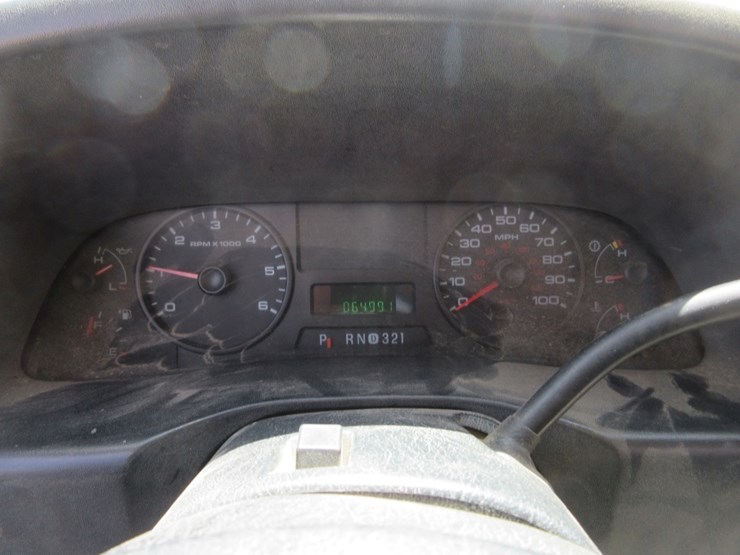 2006-ford-f350-xl-image-9