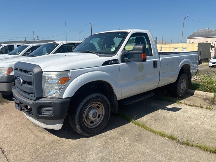 2012-ford-f350-image-1