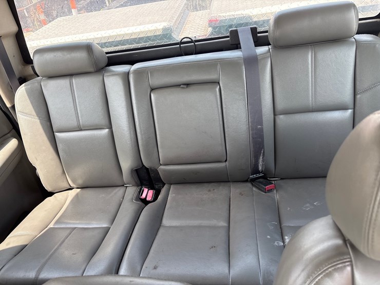 2012-chevrolet-2500-image-5