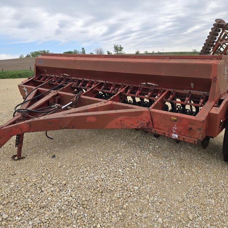INTERNATIONAL 5100