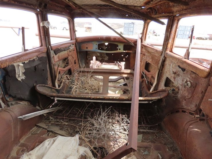 1930's-dodge-2dr-sedan-body-for-project-or-rod-image-5