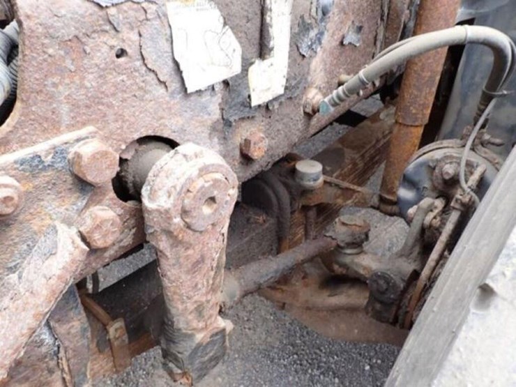 inoperable-2005-mack-cv713-tri/a-vacuum-truck-1m2a-image-24