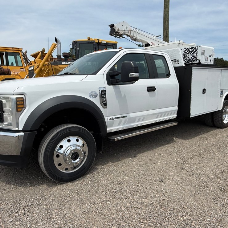2018 FORD F550