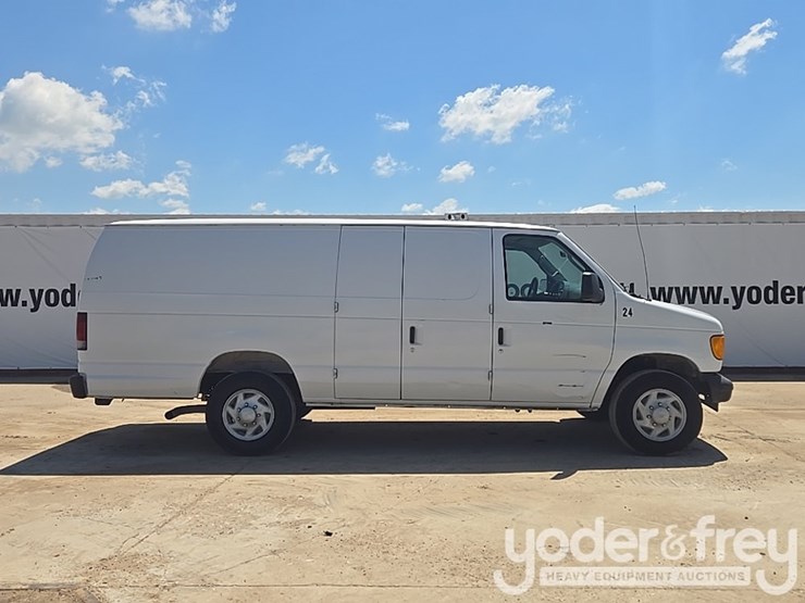 2007-ford-e250-image-6