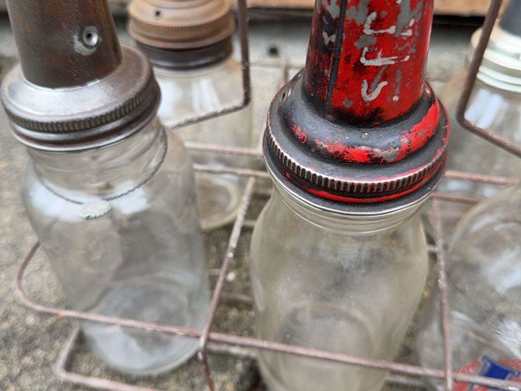 oil-bottles-and-carrier-image-3