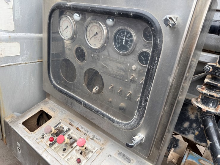 2018-kenworth-t800-image-10