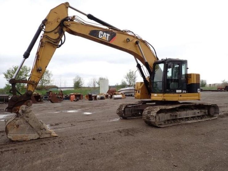 2013-caterpillar-321d-lcr-image-1