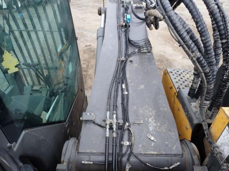 2018-volvo-ecr355el-image-40