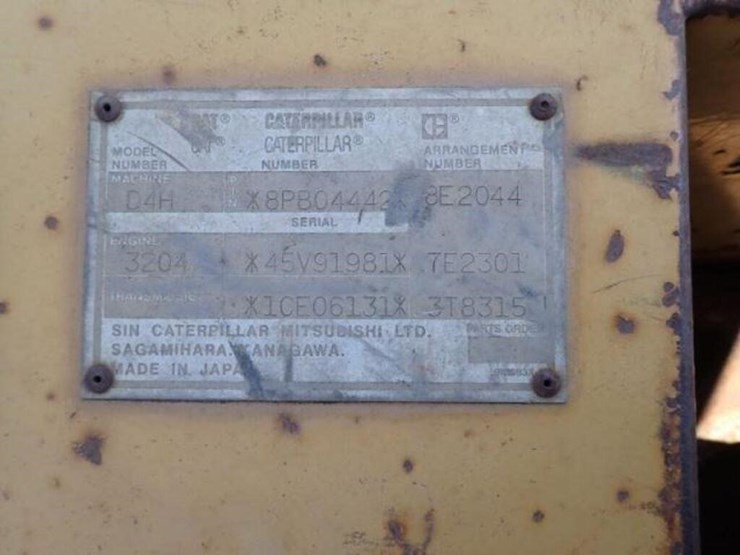 1990-caterpillar-d4h-image-16