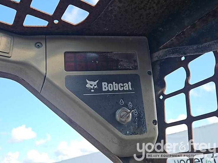 bobcat-s160-image-22