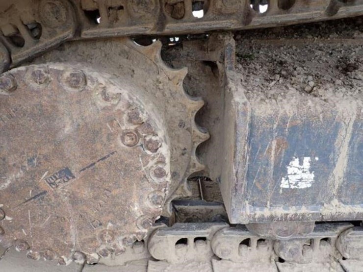 2022-komatsu-pc210-lc-11-image-52