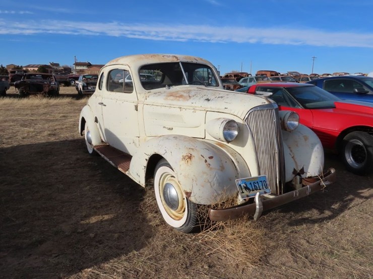 1937-chevrolet-coupe-image-1