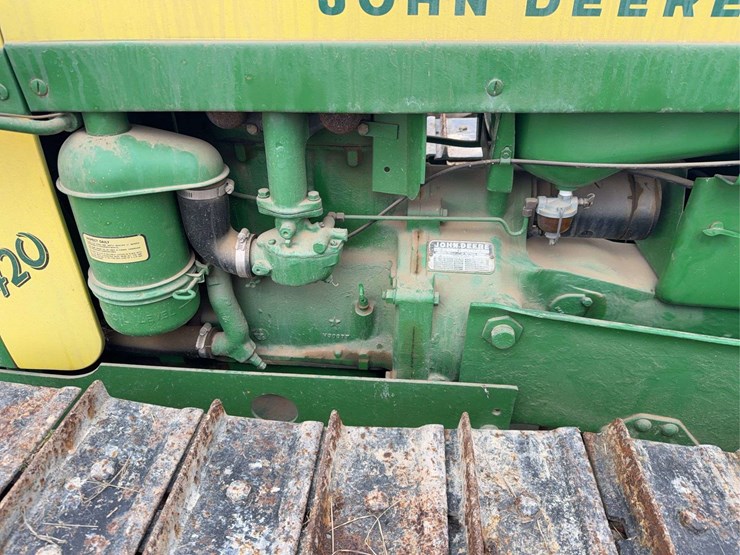 john-deere-420-image-22