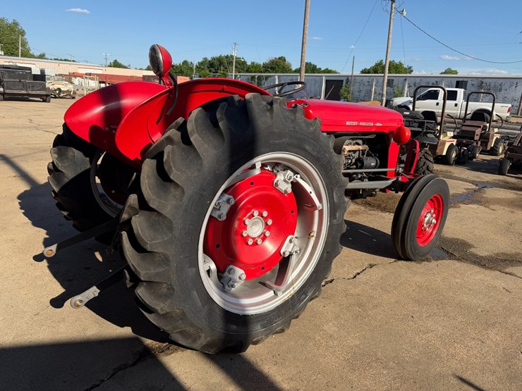 massey-ferguson-to35-image-3