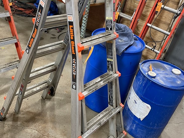 #4588-•-little-giant-leveler-adjustable-ladder-image-1