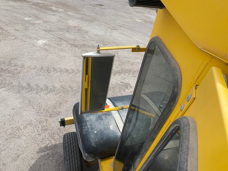 2017-superior-broom-dt80k-image-135